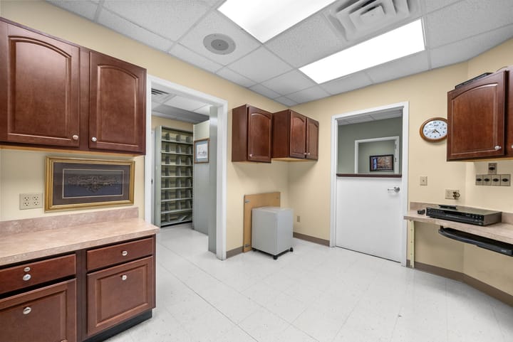 40 Web Or Mls 315 Cool Water Ct