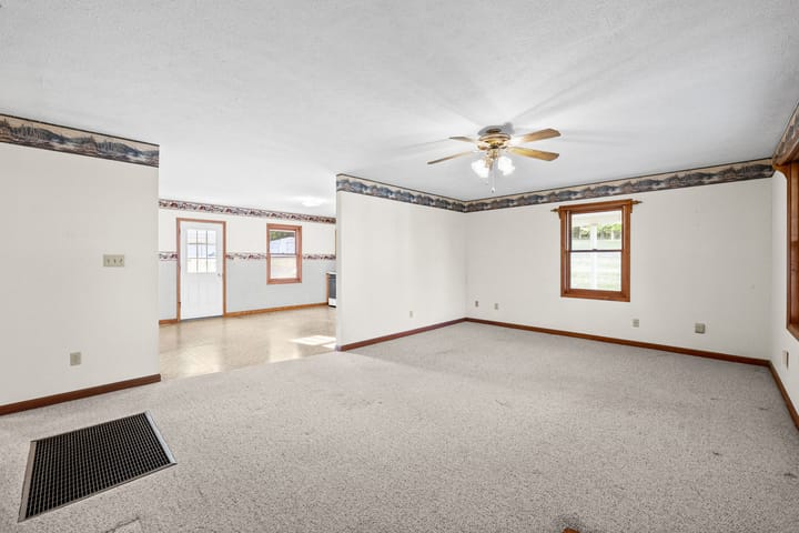 13 Web Or Mls 16350 Froghop Rd