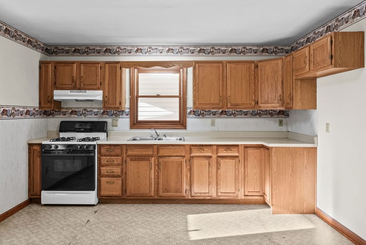 18 Web Or Mls 16350 Froghop Rd