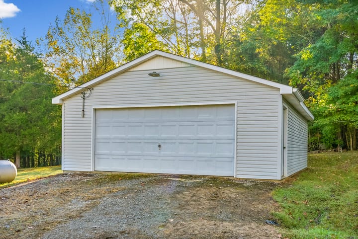 32 Web Or Mls 16350 Froghop Rd