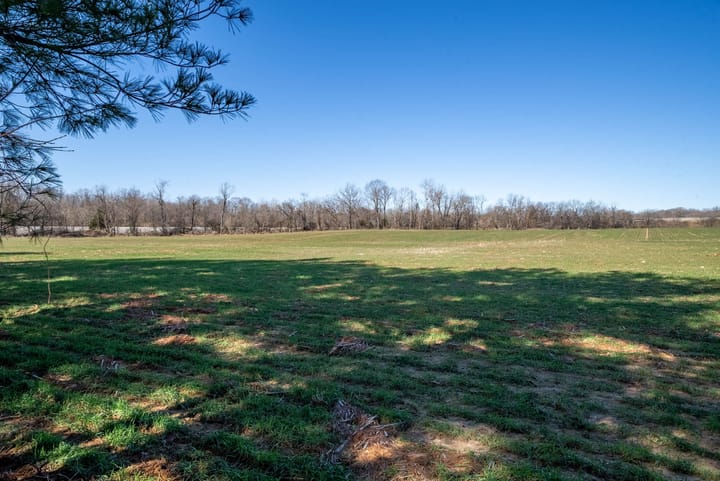 14 Web Or Mls Old Concord Ln