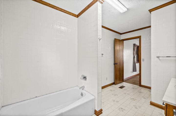 34 Web Or Mls 1647 Poole Mill Rd