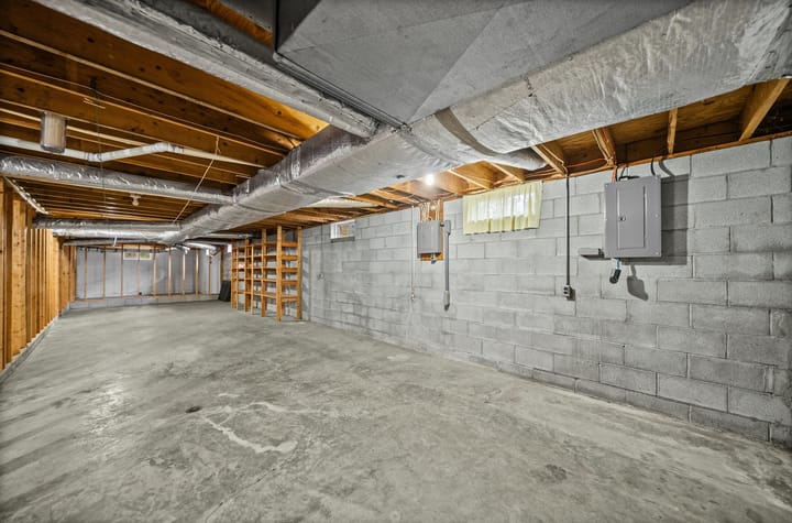 40 Web Or Mls 1647 Poole Mill Rd