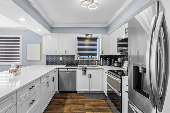 19 Web Or Mls 019 12561 Chardin Pl