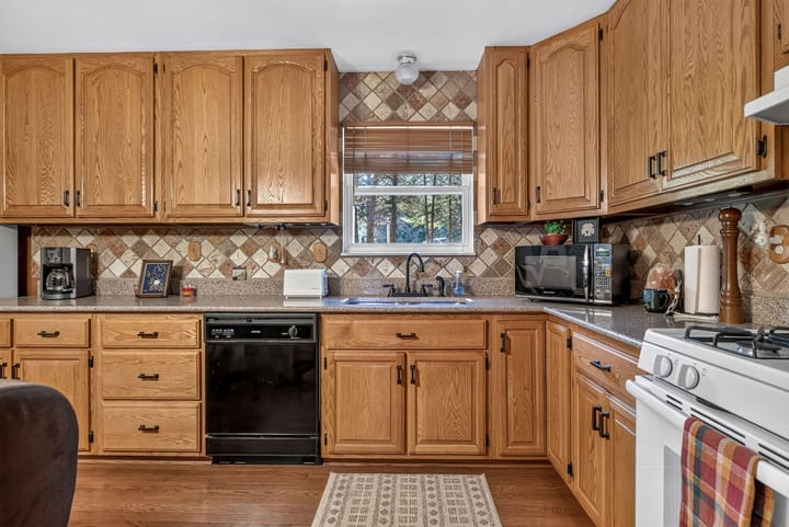 23 Web Or Mls 023 250 Meadow Woods Rd Hillsboro Mo
