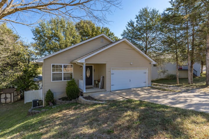 2 Web Or Mls 002 2113 Meadow Brook Dr De Soto Mo
