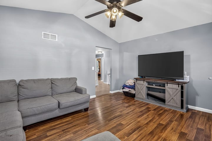12 Web Or Mls 012 2113 Meadow Brook Dr De Soto Mo