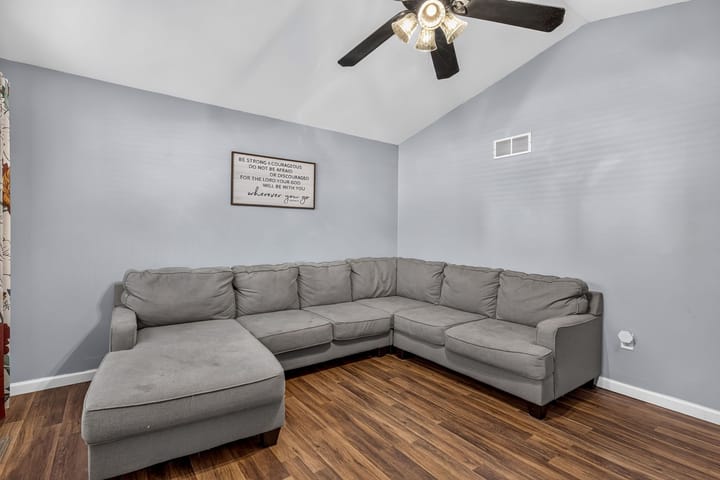 10 Web Or Mls 010 2113 Meadow Brook Dr De Soto Mo