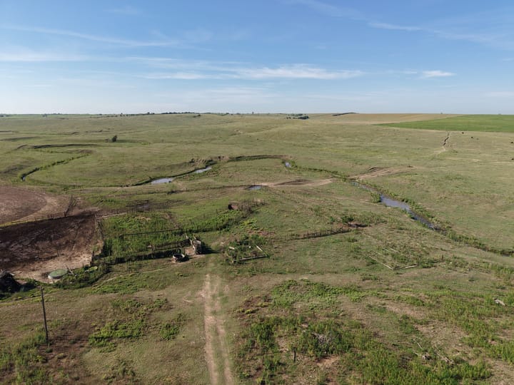 Corrals Watering Holes Dirt Track Land Nebraska Stevens Dawson County Nebraska 477 Stevens Dawson County