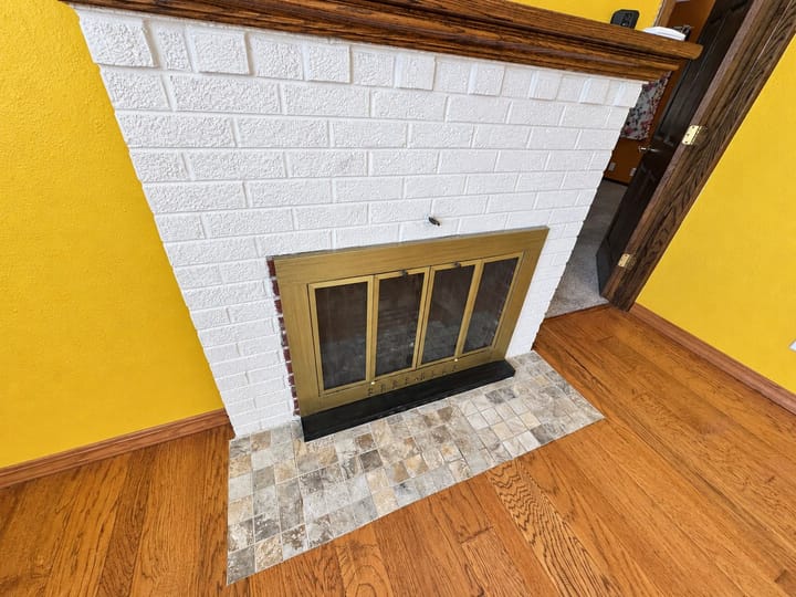 3217 W 2nd St North Platte Ne Living Room Fireplace And Hearth 4670