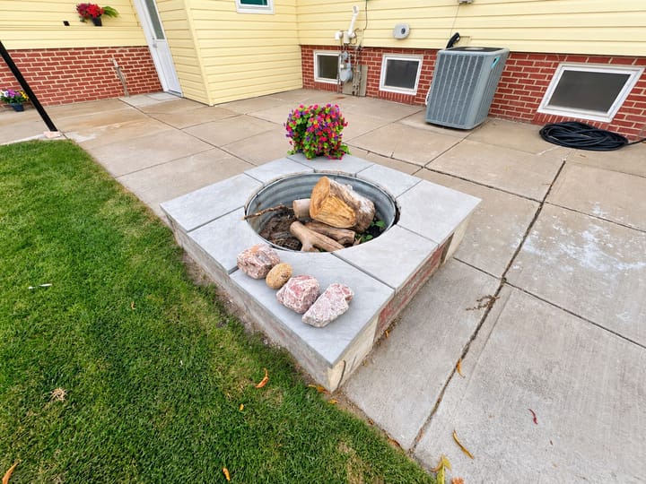 3217 W 2nd St North Platte Ne Backyard Fire Pit 764