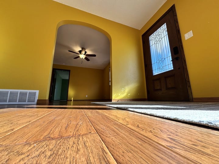 3217 West 2nd Street Entryway 4726 Polished