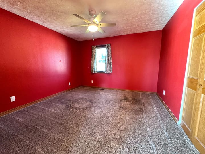 3217 West 2nd Street Red Bedroom 4659 Polished