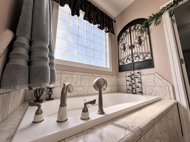 Bathroom Soaking Tub Glass Block Window Nebraska S Buffalo Rd North Platte Nebraska 8184 S Buffalo Rd North Platte
