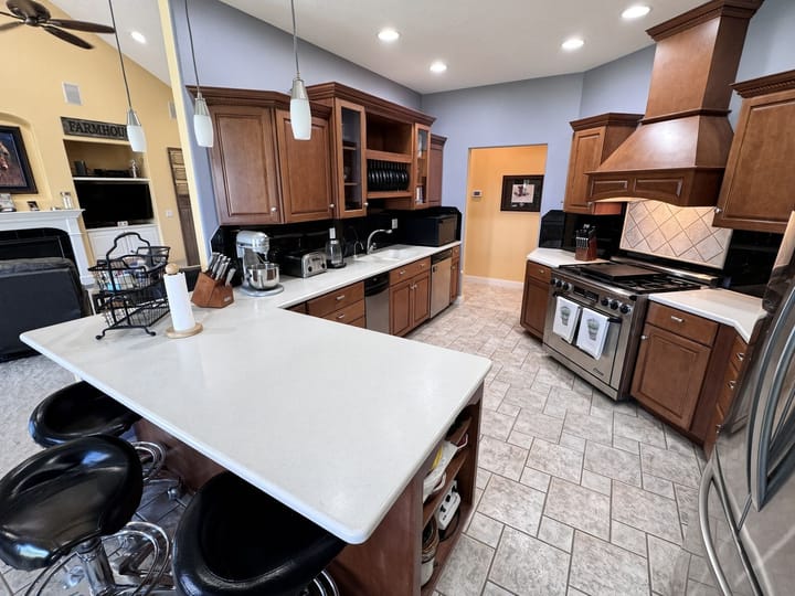 Open Concept Living Kitchen Area Nebraska S Buffalo Rd North Platte Nebraska 8184 S Buffalo Rd North Platte