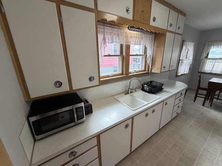 Kitchen White Cabinets Home Nebraska West Th Street North Platte Ne Nebraska 907 West 5th Street North Platte Ne