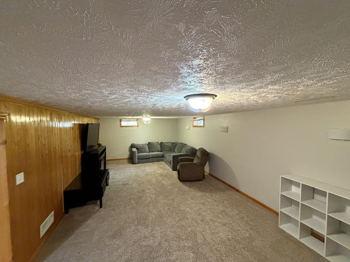 Finished Basement Family Room House Nebraska Rd Street Sutherland Ne Nebraska 1240 3rd Street Sutherland Ne 69165