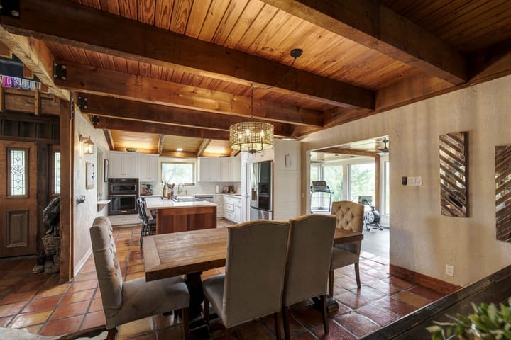 Sunset Oak Retreat23 Acre Property For Sale Comal County Image 16