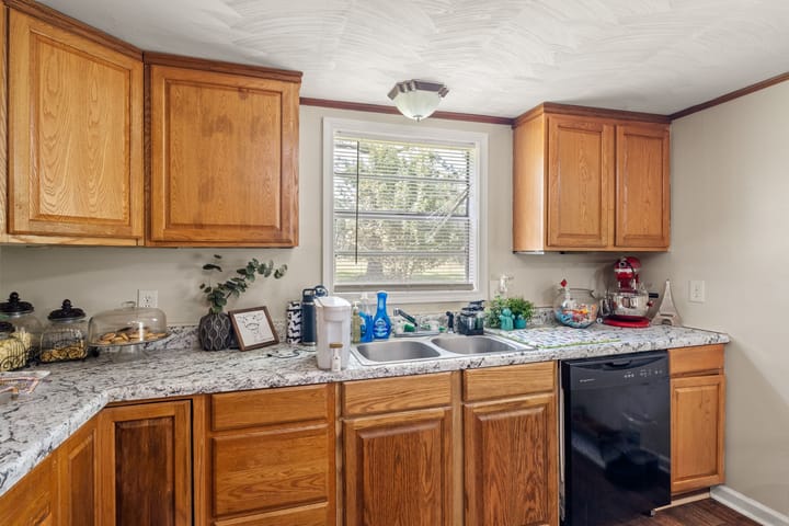 2111 Old Brookhaven Rd 64