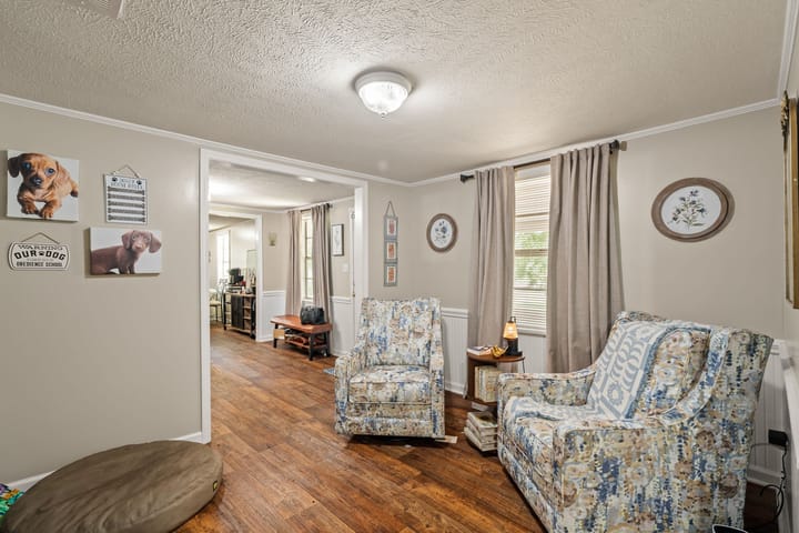 2111 Old Brookhaven Rd 60
