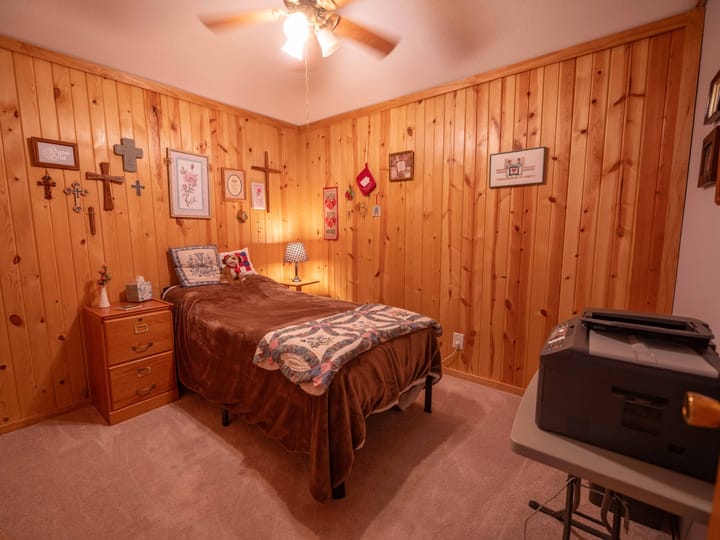 Davis Ia 40 Acres Land For Sale Wh Lodging1