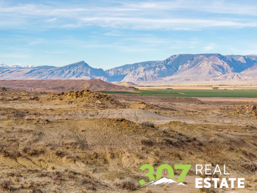 Acreage with Mountain Views and Easy Access