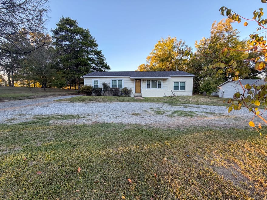 Beautiful Home on Hwy 50 W