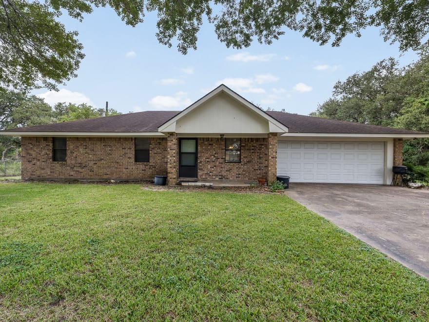 1081 Shirley Oaks 