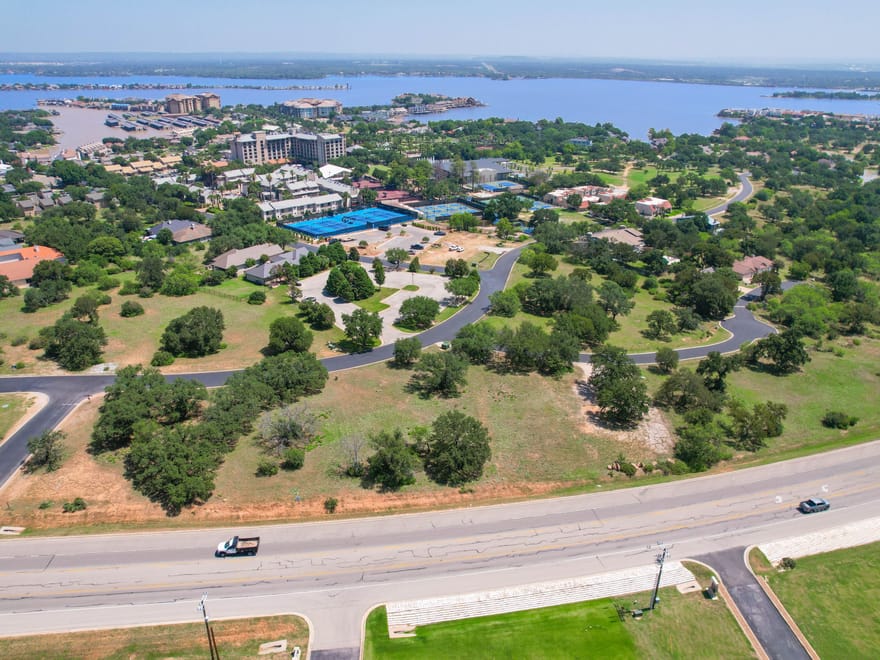 Horseshoe Bay Commercial Opportunity