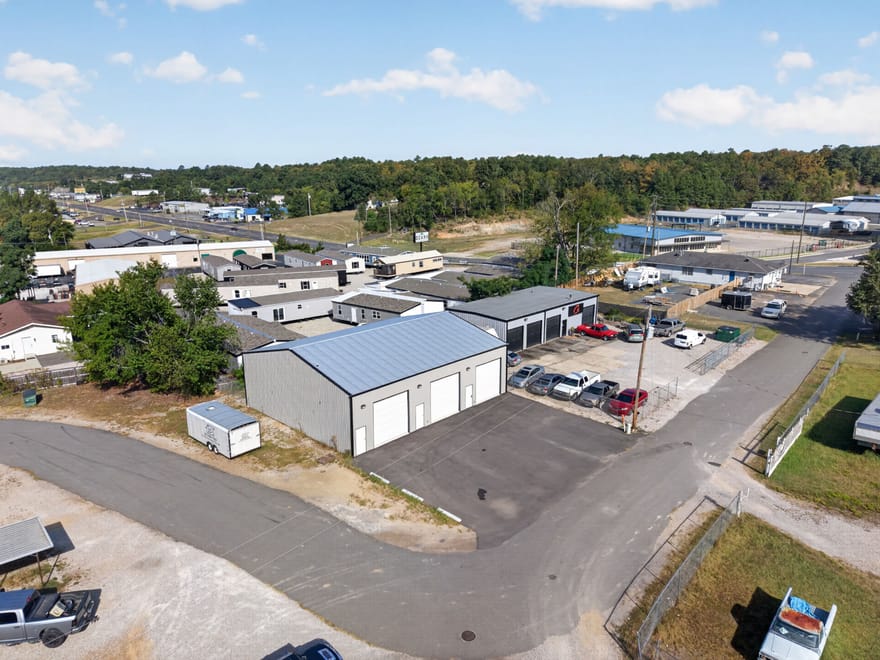 110 & 112 Stonewall Street, Hot Springs, AR 71913