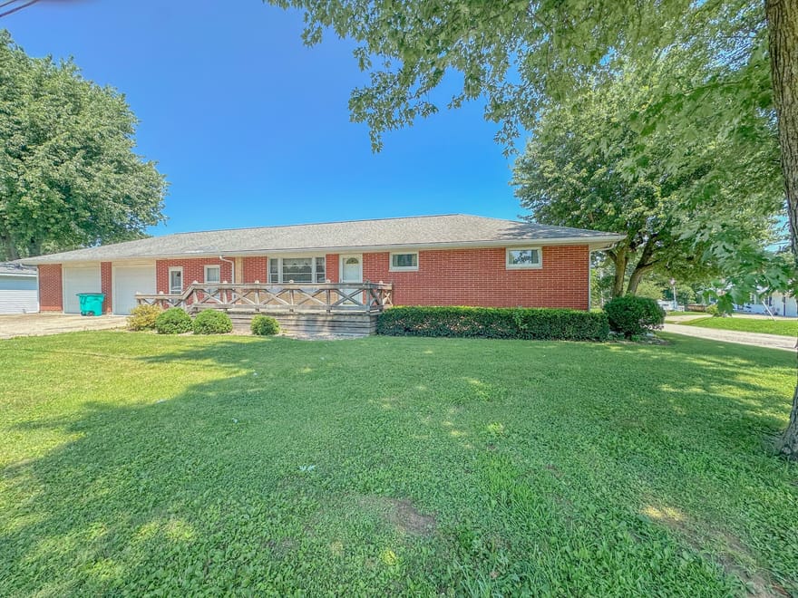 800 N. Orchard St., Pittsfield, IL 62363