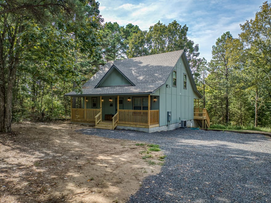 Bear Lodge- Buffalo River Cabin
