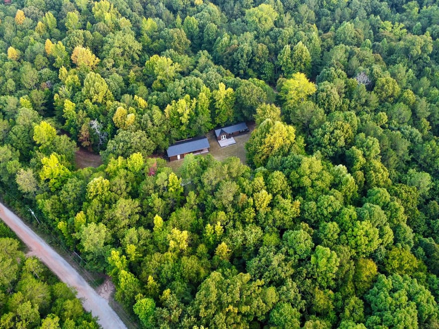 CALHOUN FOREST HIDEAWAY