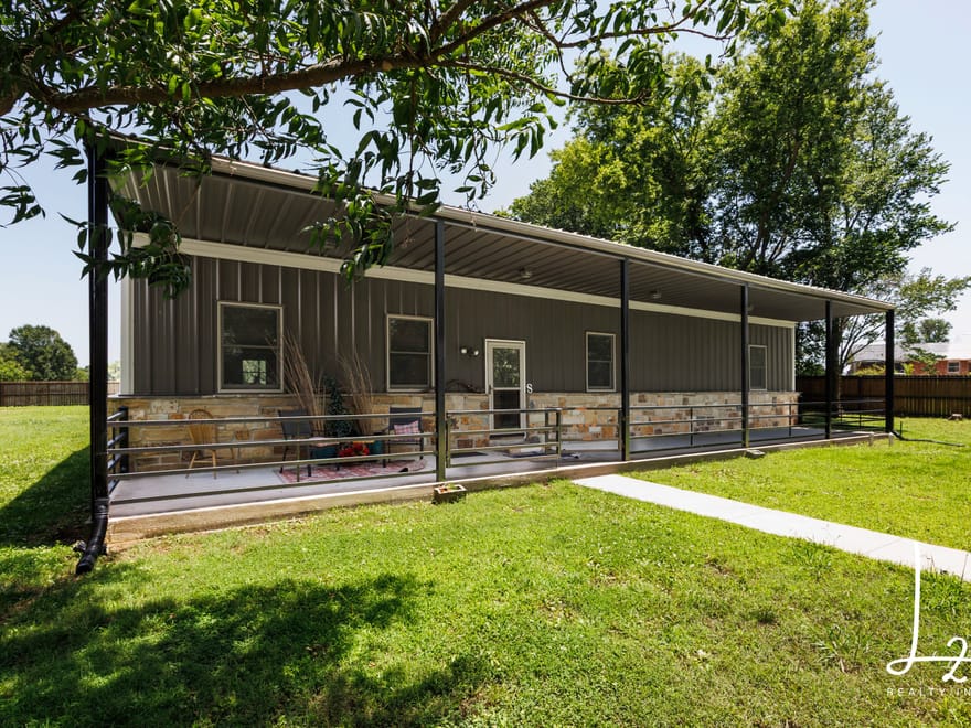 Country living in Tyro