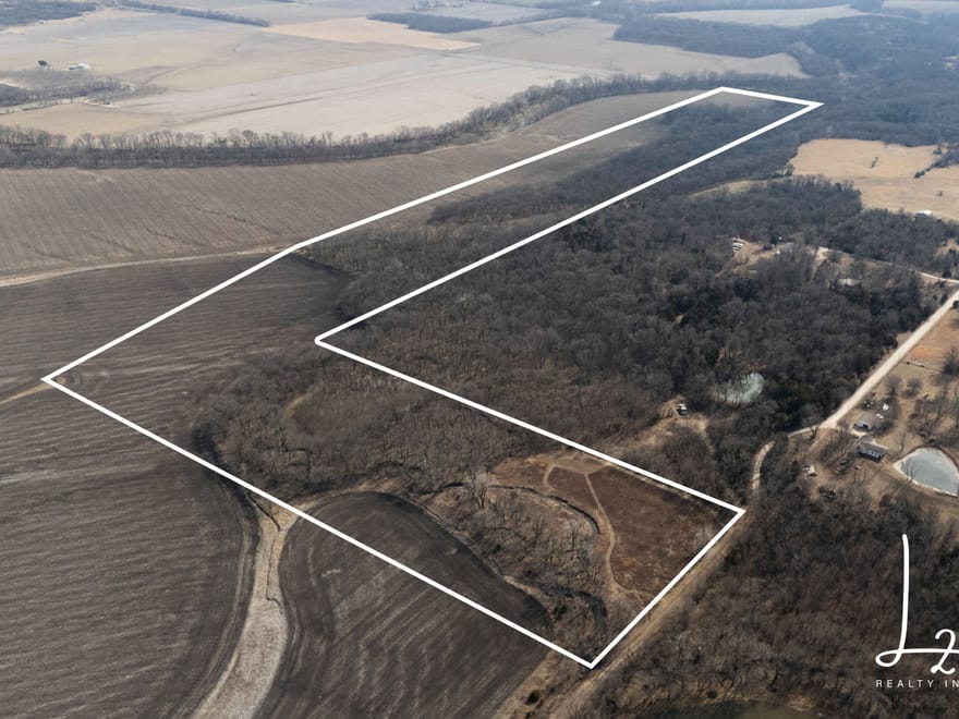 82 +/- Acres Of Montgomery County Kansas Recreation!!