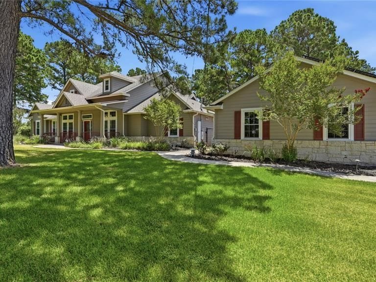 379 Matthew Cv, Bastrop, Texas 78602