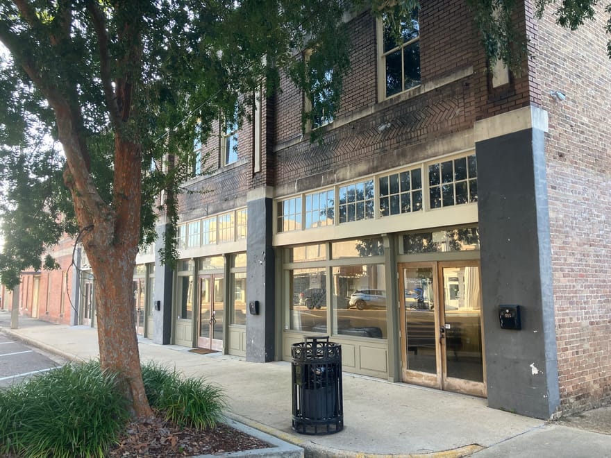 215 State St McComb, MS