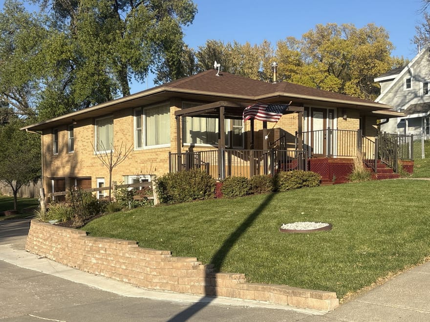 200 E. Elm Street - Bloomfield, NE