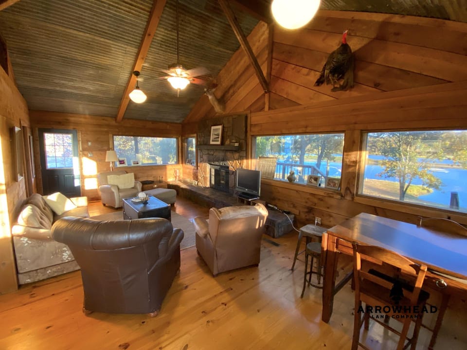 Okemah Lake Home