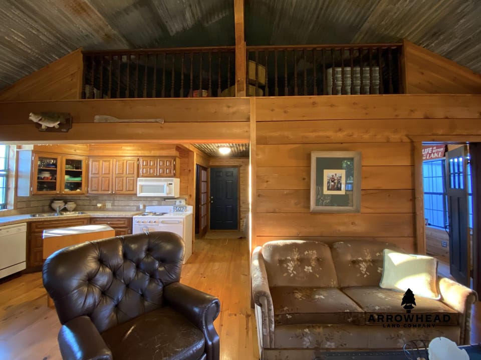 Okemah Lake Home