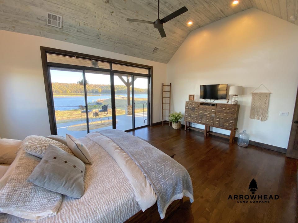 Okemah Lake Home