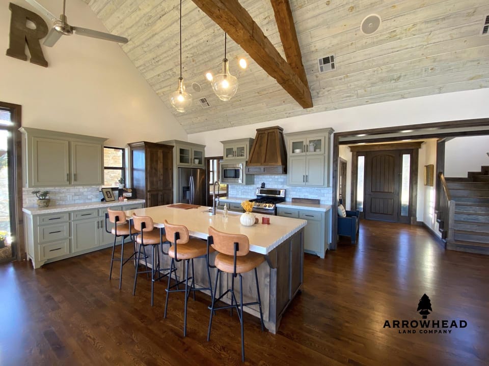 Okemah Lake Home