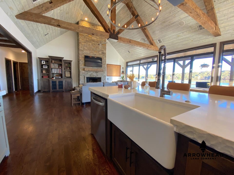 Okemah Lake Home