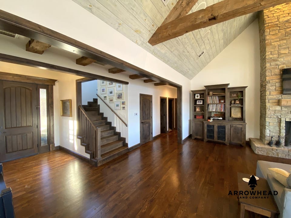 Okemah Lake Home