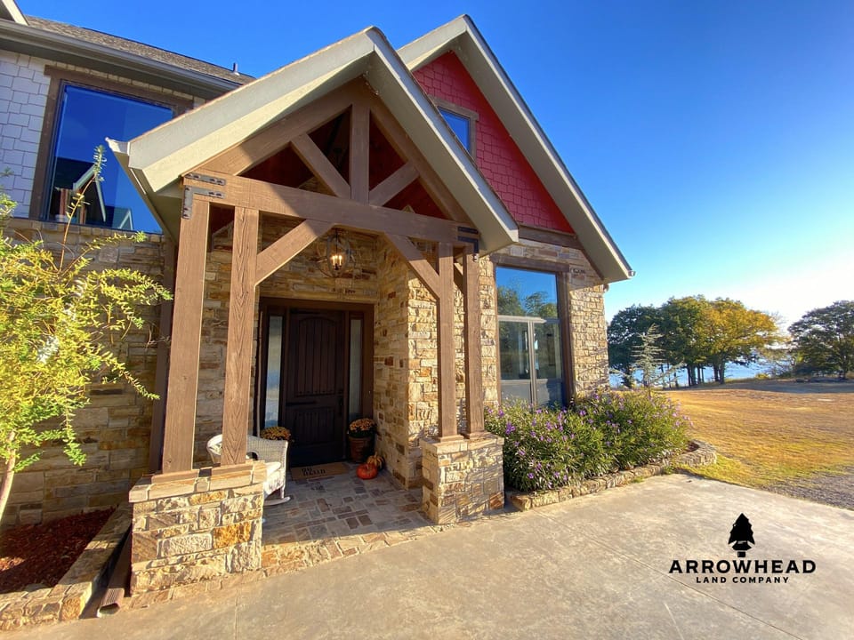 Okemah Lake Home