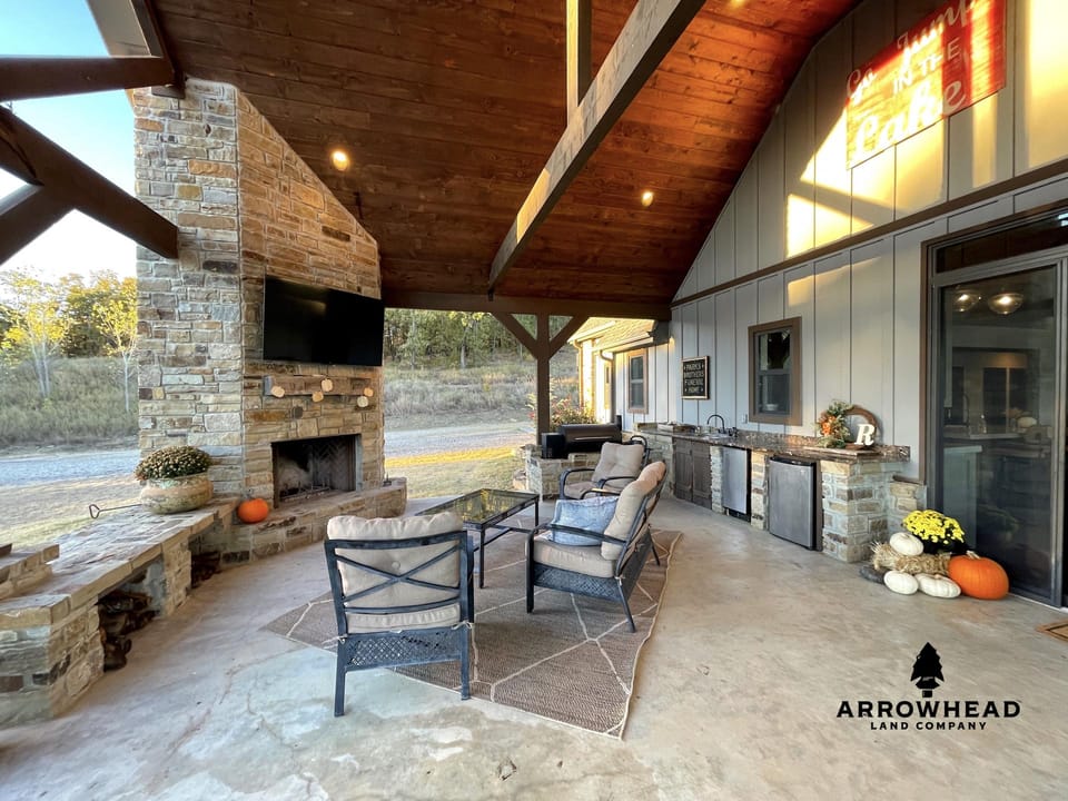 Okemah Lake Home