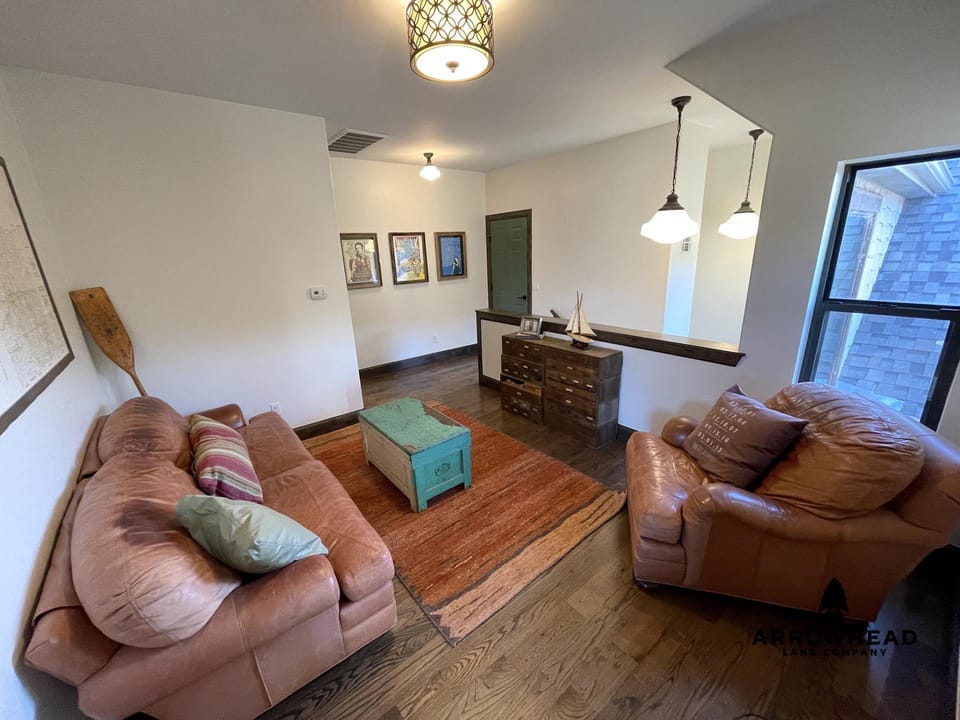Okemah Lake Home