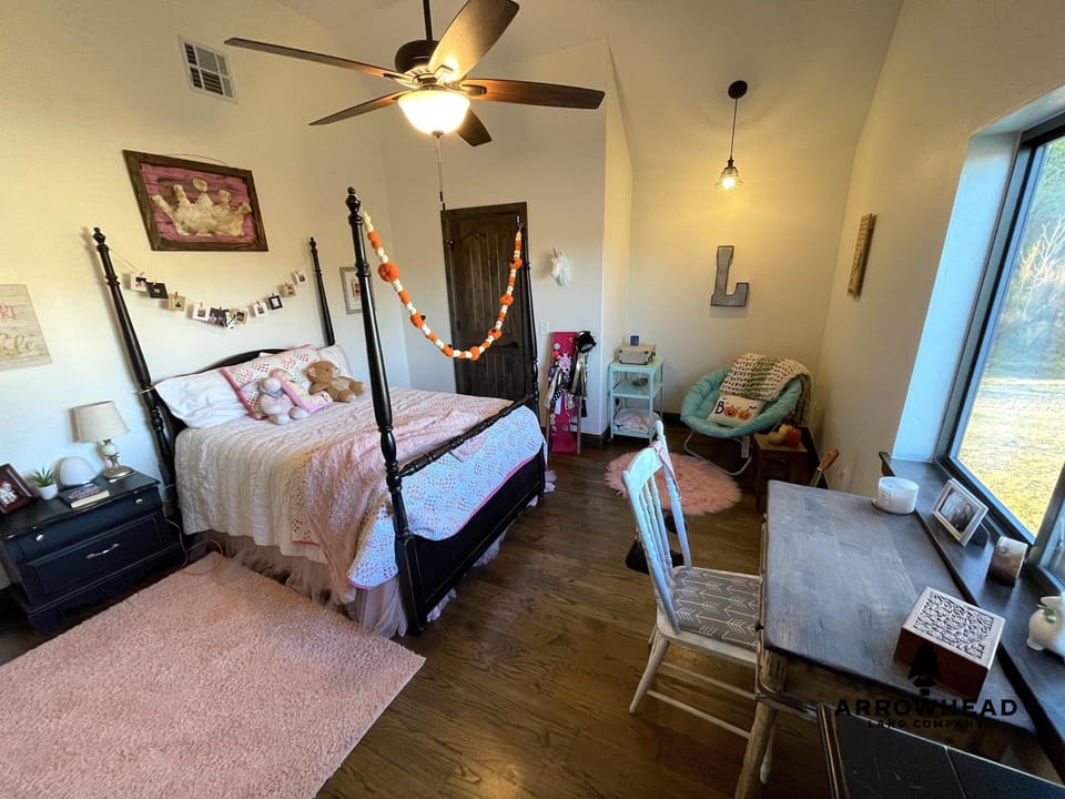 Okemah Lake Home