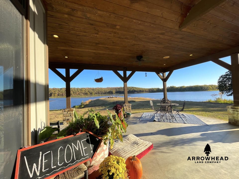 Okemah Lake Home