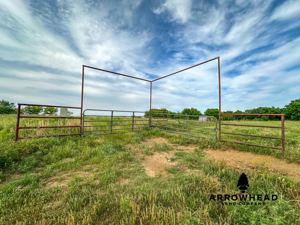 Tallgrass N' Tin Ranch